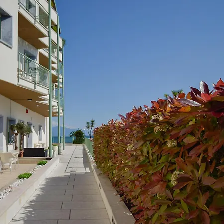 Residenza Miralago Iii By Wonderful Italy * Desenzano del Garda